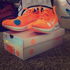 Nike off-white mercurial sz 10